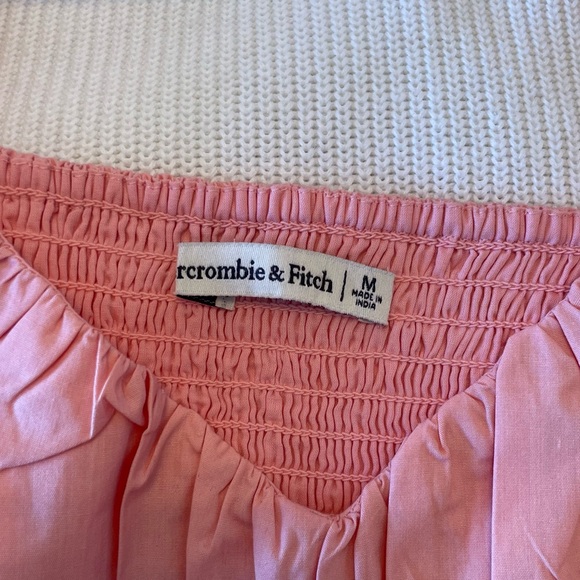 Abercrombie & Fitch, Cropped Pink Ruffle Tank, Size Medium, New without Tags - Picture 2 of 3